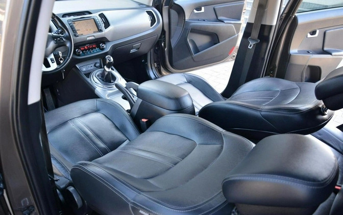 Kia Sportage cena 57900 przebieg: 149501, rok produkcji 2015 z Trzcianka małe 529
